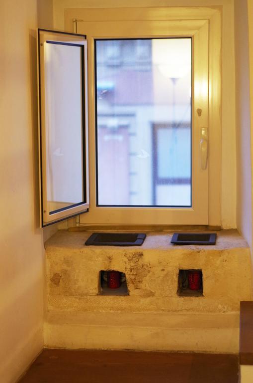 Piazzetta Santa Barbara Apartman Bari Szoba fotó