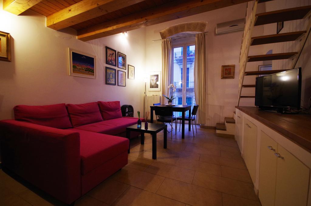 Piazzetta Santa Barbara Apartman Bari Szoba fotó